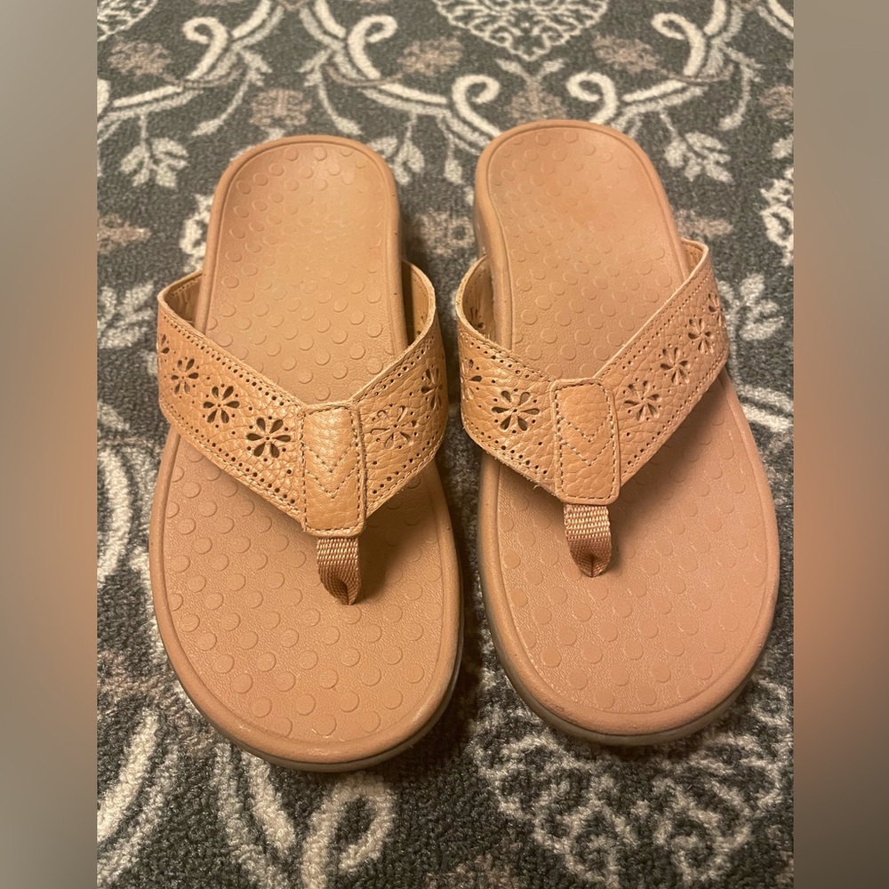 Vionic Shona, size 7